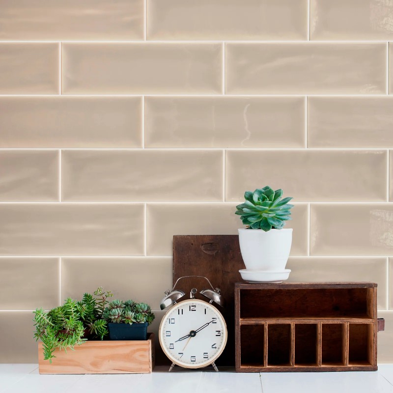 Aria Brown Gloss 10x30cm (box of 40)