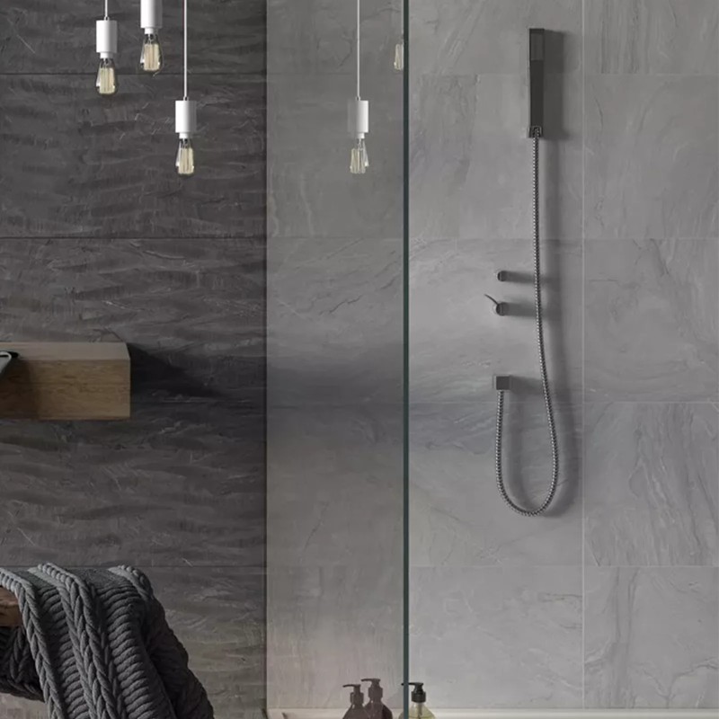 Varana Gris Matt 32x62.5cm (box of 5)