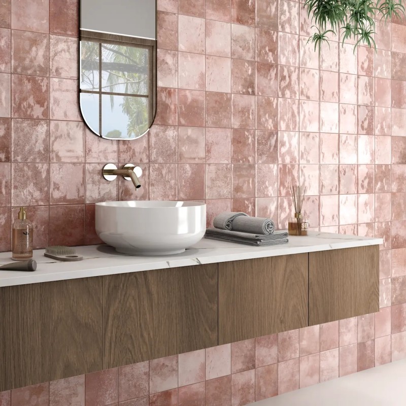 Adonara Sienna Gloss 31.6x60cm (box of 8)