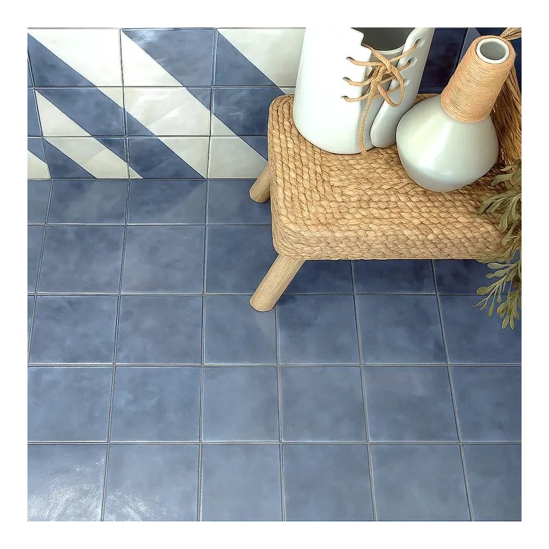 Bahia Azur Gloss 15x15cm (box of 22)