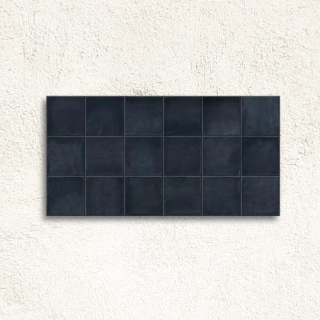 Dakota Bilberry Gloss 32x62.5cm (box of 5)