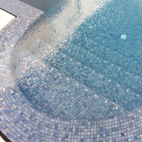 Niebla Mix-Iris Ter Mosaic Lustre 25x25mm 33.3x33.3cm 