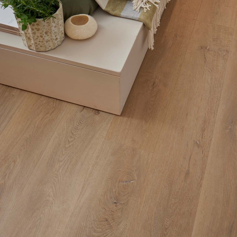 Emblem Solway LVT 18.4x121.9cm (box of 16)