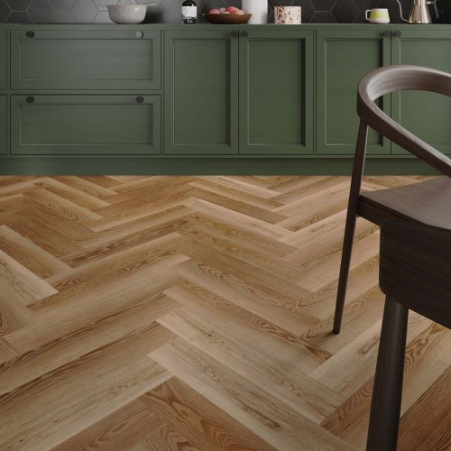 Clicklux Burnham Golden Oak Herringbone 12.6x63cm (box of 28)